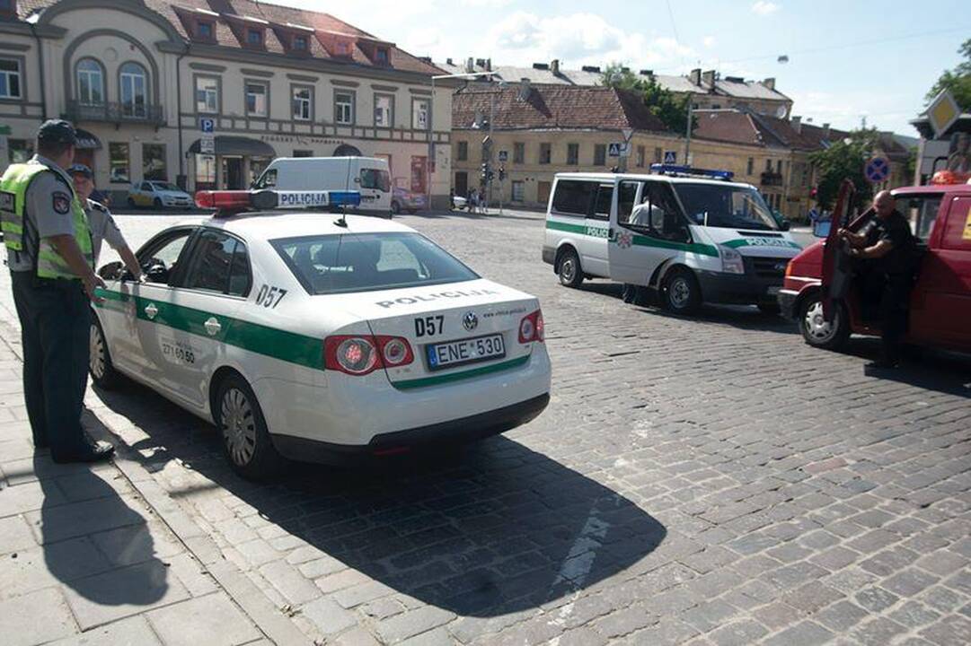 Vilniaus senamiestyje sunkvežimis pervažiavo suomį