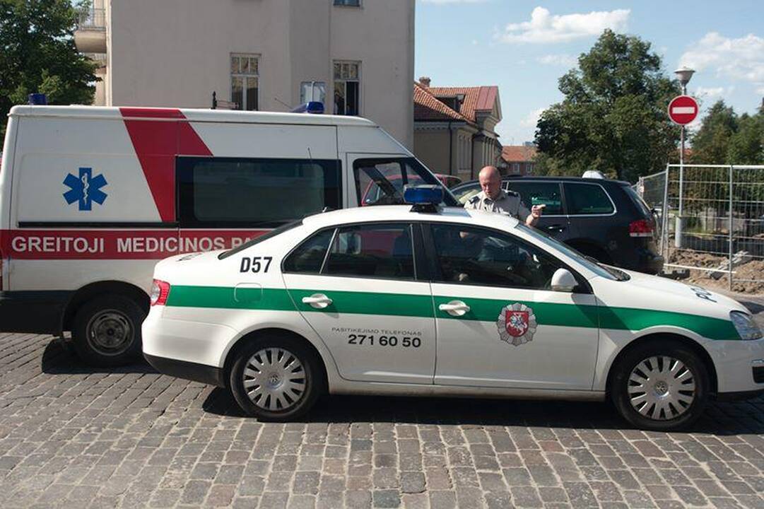 Vilniaus senamiestyje sunkvežimis pervažiavo suomį
