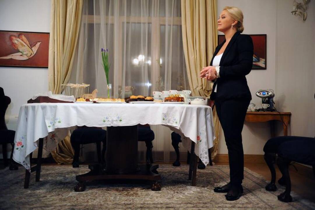 A. Grigaliūnienė vaišino savo mamos keptais pyragais