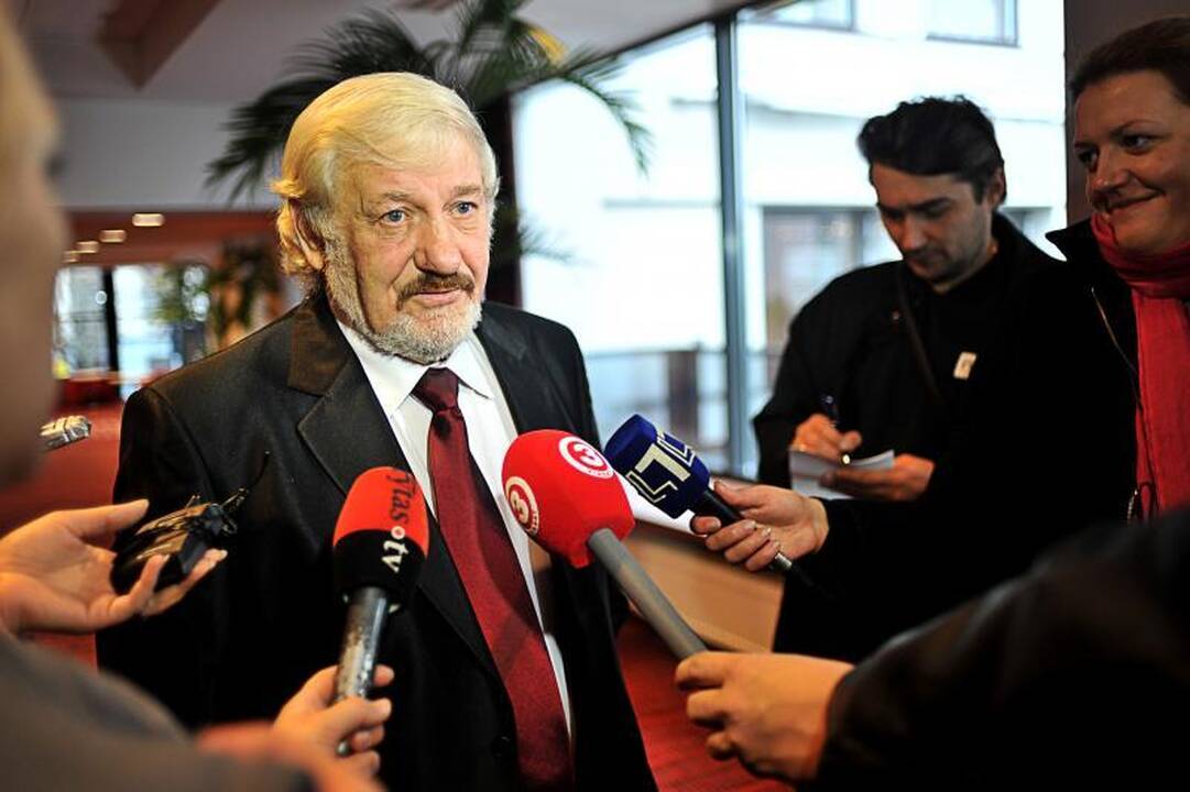 K.Brazauskienė ir V.Šustauskas suka į skirtingas puses