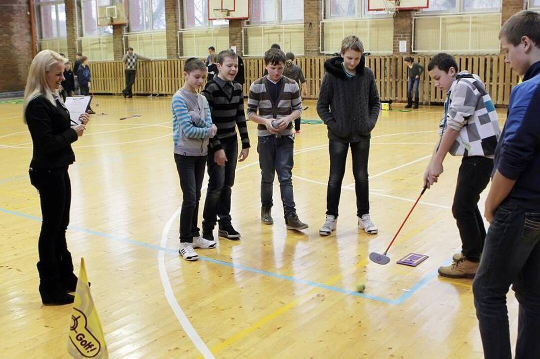 Geriausiai golfą žaidžia S.Dacho progimnazijos moksleiviai