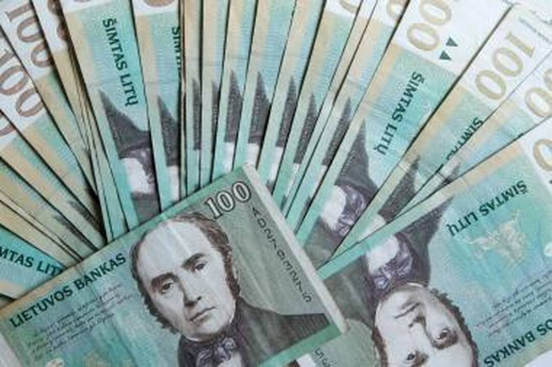 Vilniečiai pajūryje atsiskaitinėjo netikrais pinigais
