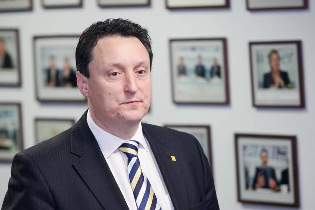 Pareigūnų profsąjunga skundėsi A.Melianui dėl pinigų stokos sistemoje