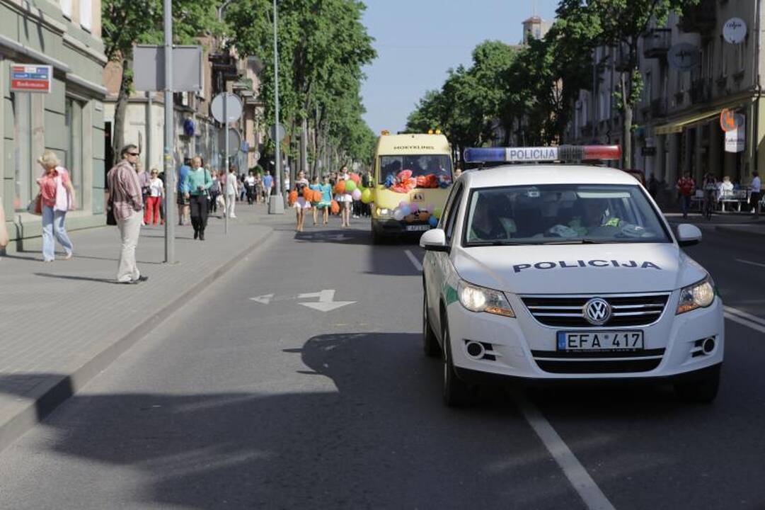 Klaipėdos moksleiviams aidėjo paskutinis skambutis