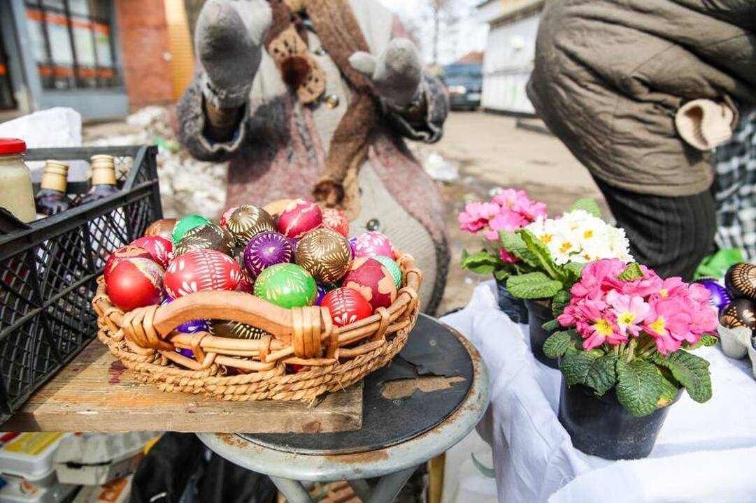 Kauno turgavietėse klesti neteisėta prekyba pataisais