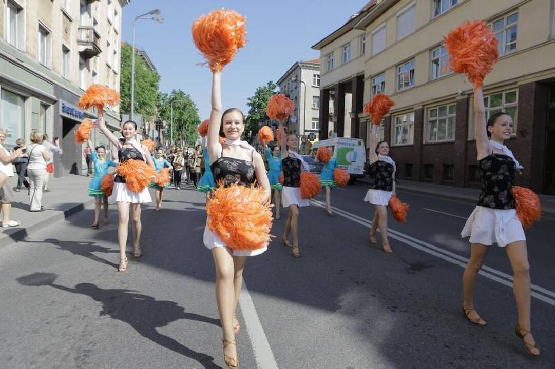Klaipėdos moksleiviams aidėjo paskutinis skambutis