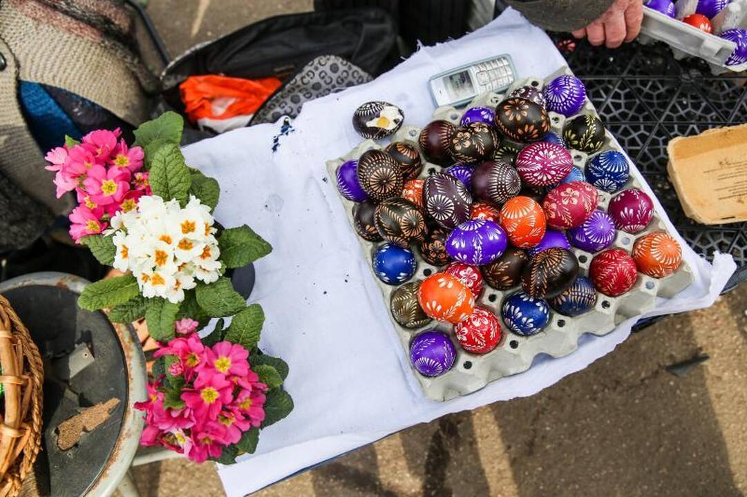 Kauno turgavietėse klesti neteisėta prekyba pataisais