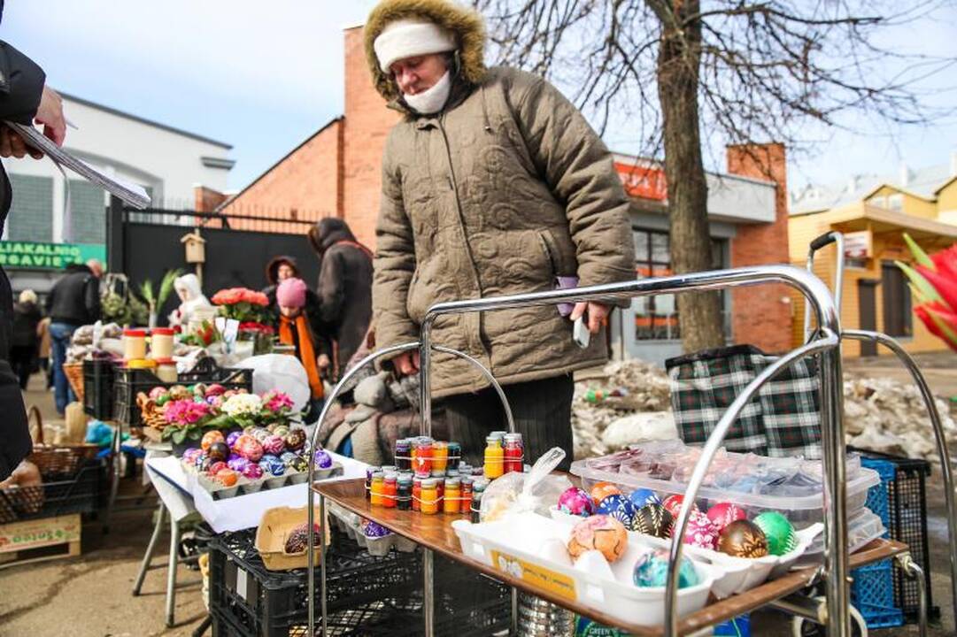 Kauno turgavietėse klesti neteisėta prekyba pataisais