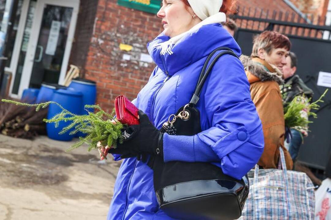 Kauno turgavietėse klesti neteisėta prekyba pataisais