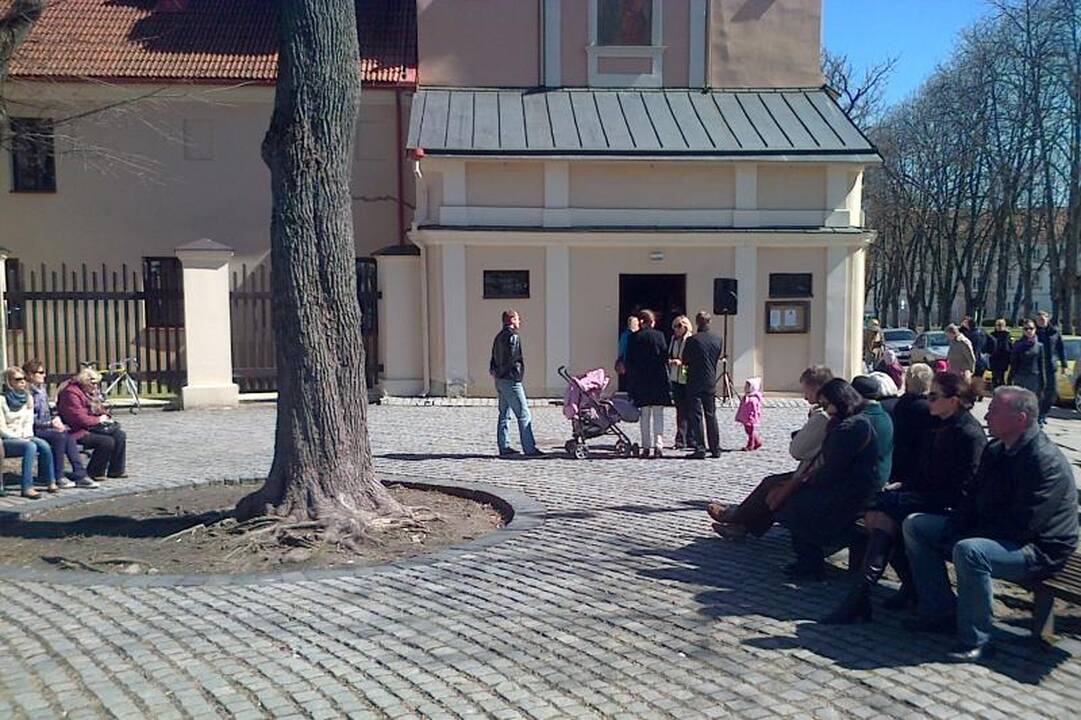 Lietuva atsisveikina su V. Šapranausku (papildyta)