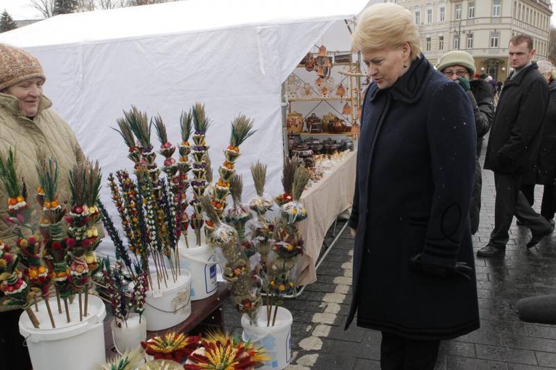 Mugėje įsigytas verbas Prezidentė veš į Vatikaną