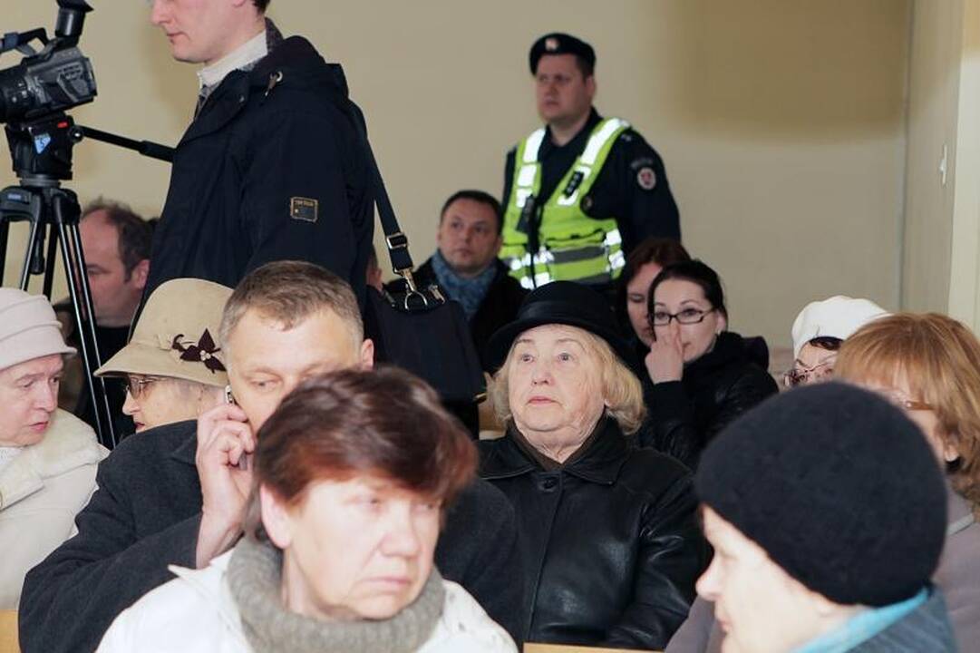 N.Puteikis išteisintas, bet „stiklainiai“ Klaipėdoje išdygs? 