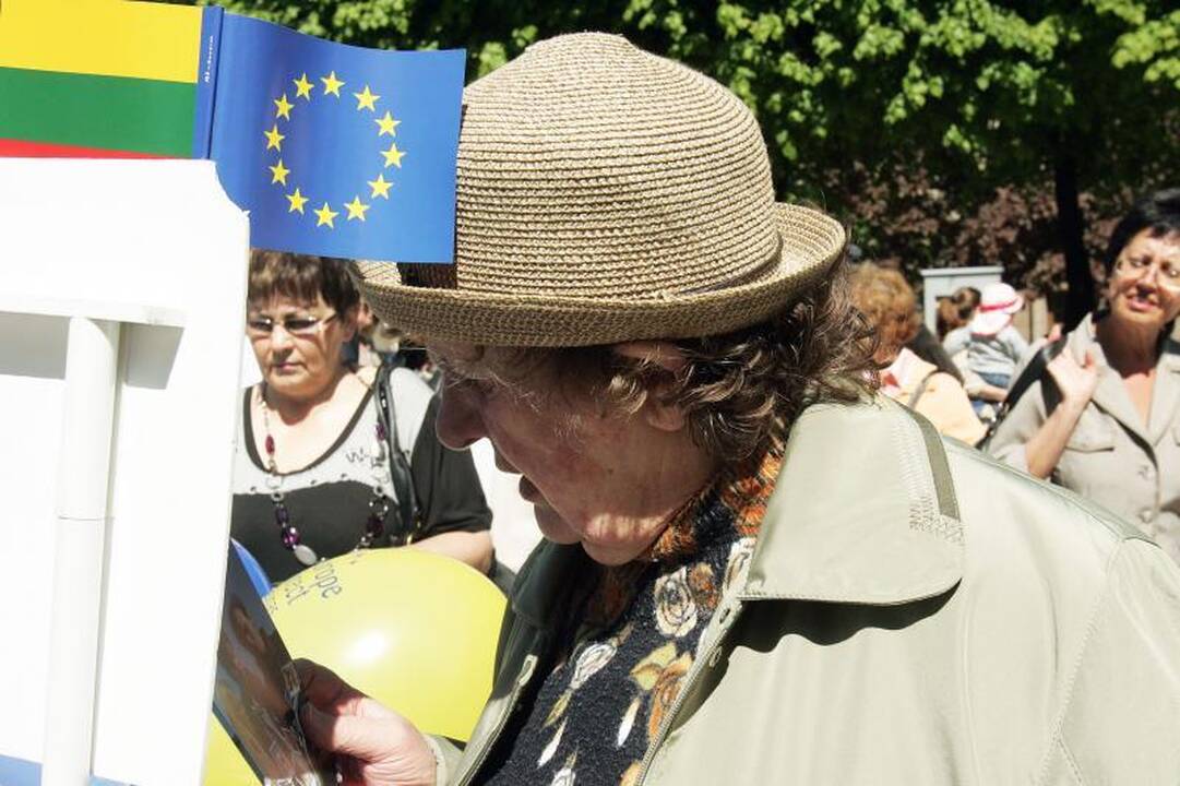 Europos dieną kauniečiai pasitiko šokiais ir dainomis