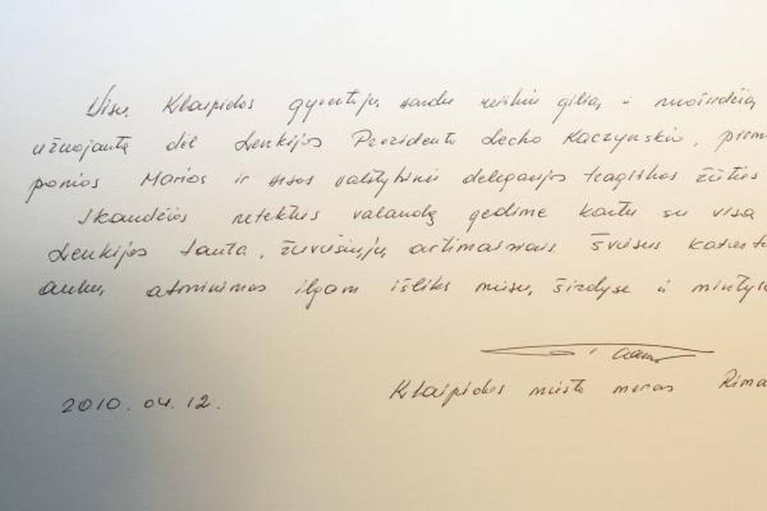 Klaipėdiečiai vienijasi su lenkų skausmu