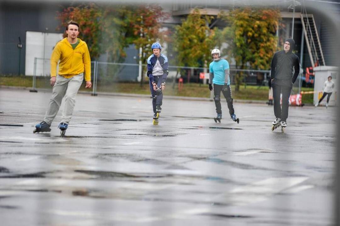 Kauno riedučių maratoną sugadino prastas oras