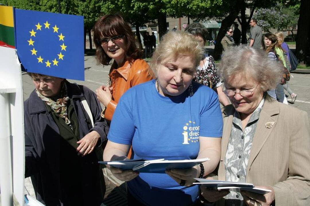 Europos dieną kauniečiai pasitiko šokiais ir dainomis