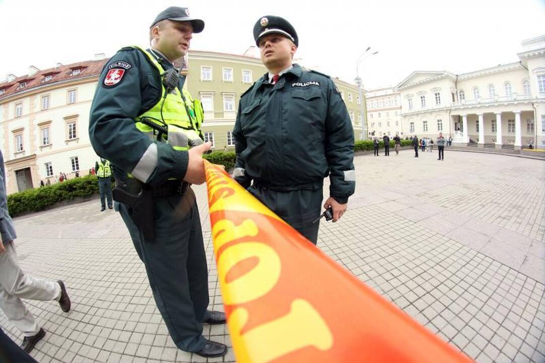 Po įvykių Garliavoje – mitingas prie Prezidentūros