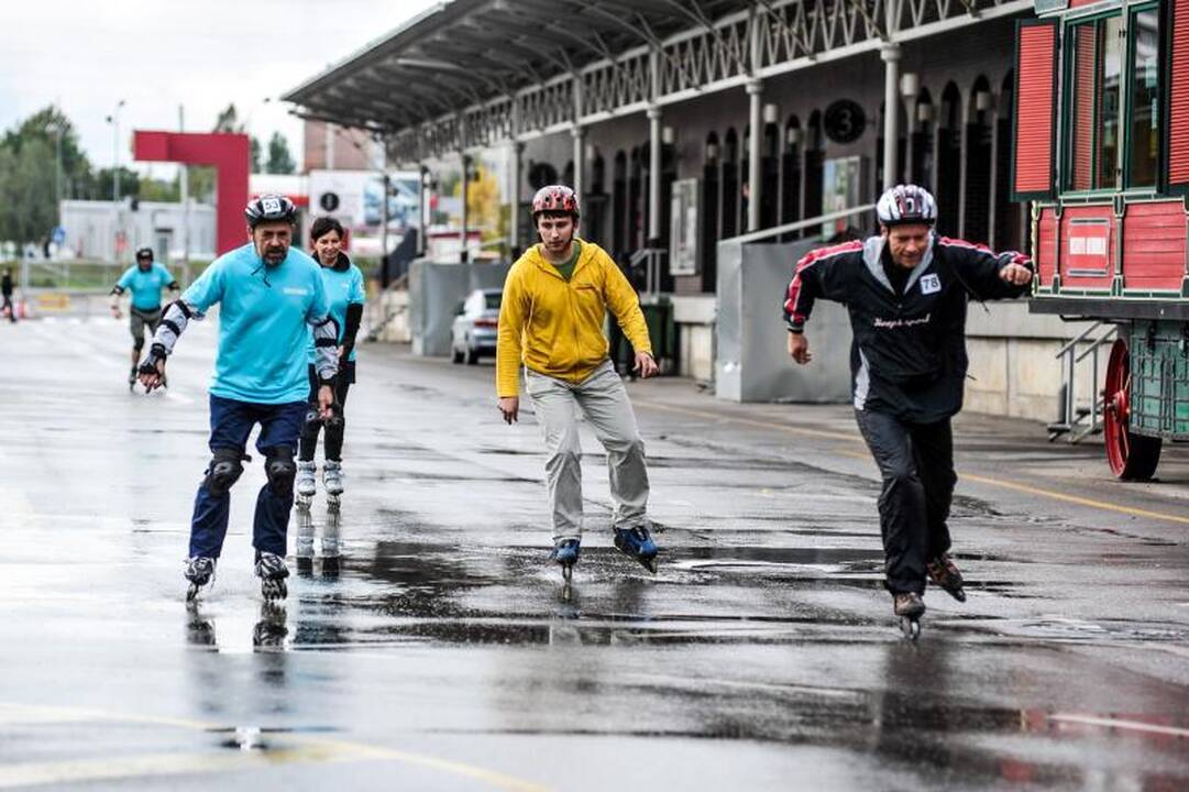 Kauno riedučių maratoną sugadino prastas oras