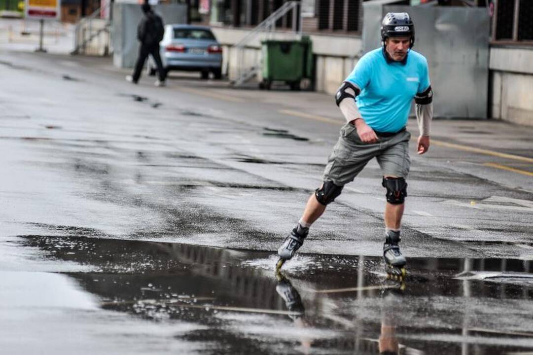 Kauno riedučių maratoną sugadino prastas oras