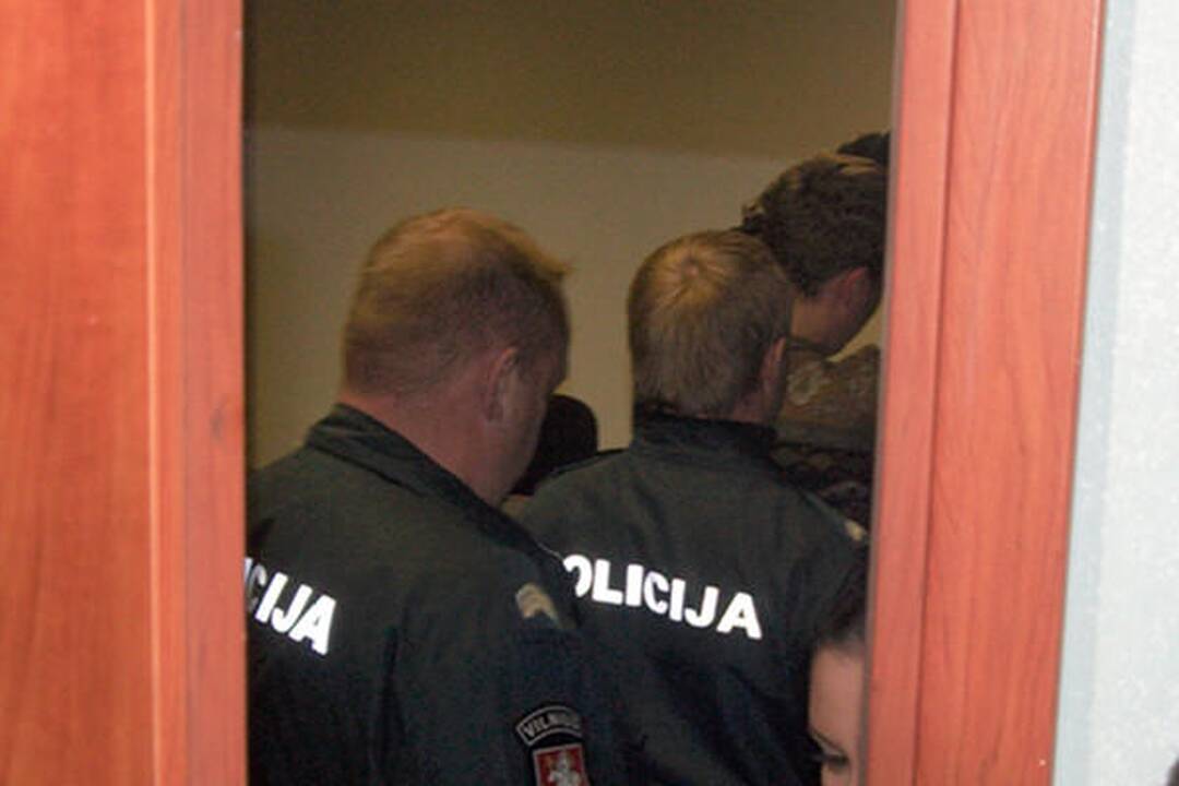 5 mergaites ir moteris išprievartavęs studentas suimtas 3 mėnesiams (papildyta)