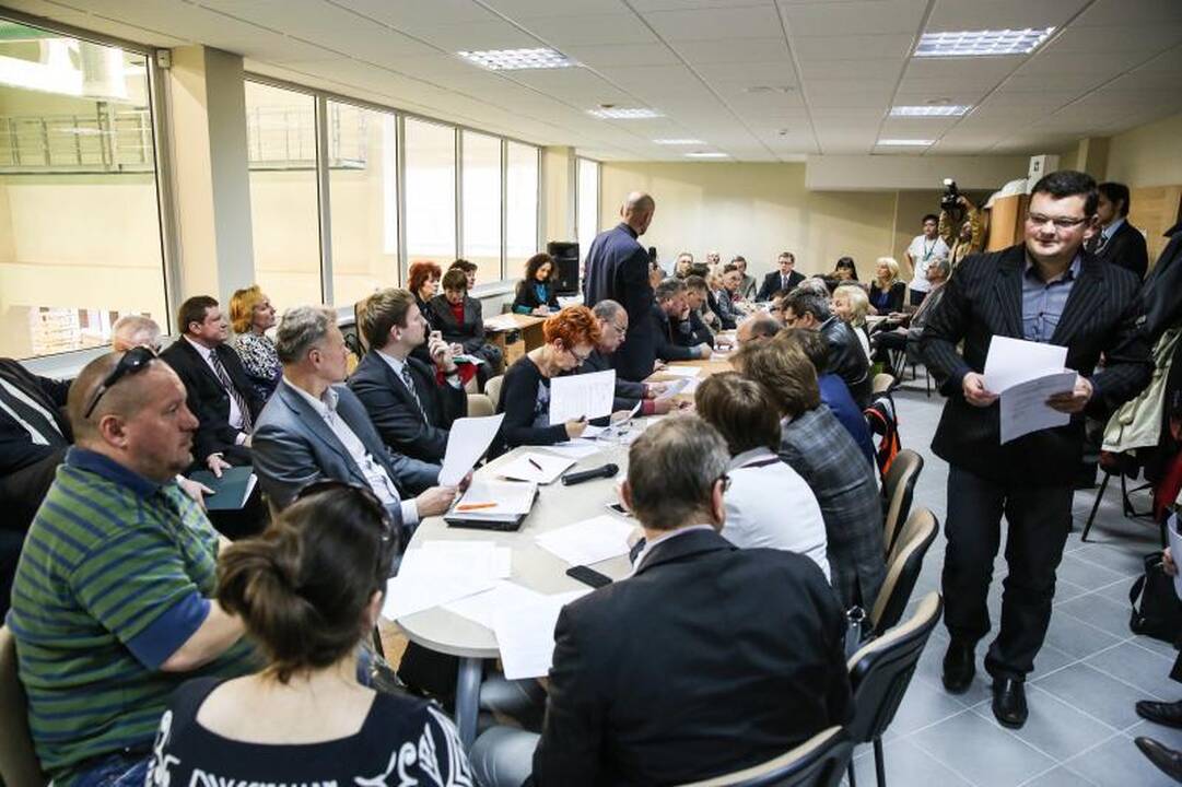Įkūrę „Girstutį“ valdysiančią įstaigą, politikai šoko į vandenį