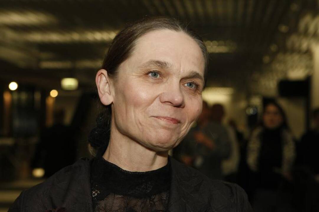 Klaipėdiečiai apipylė M. Mathieu gėlėmis