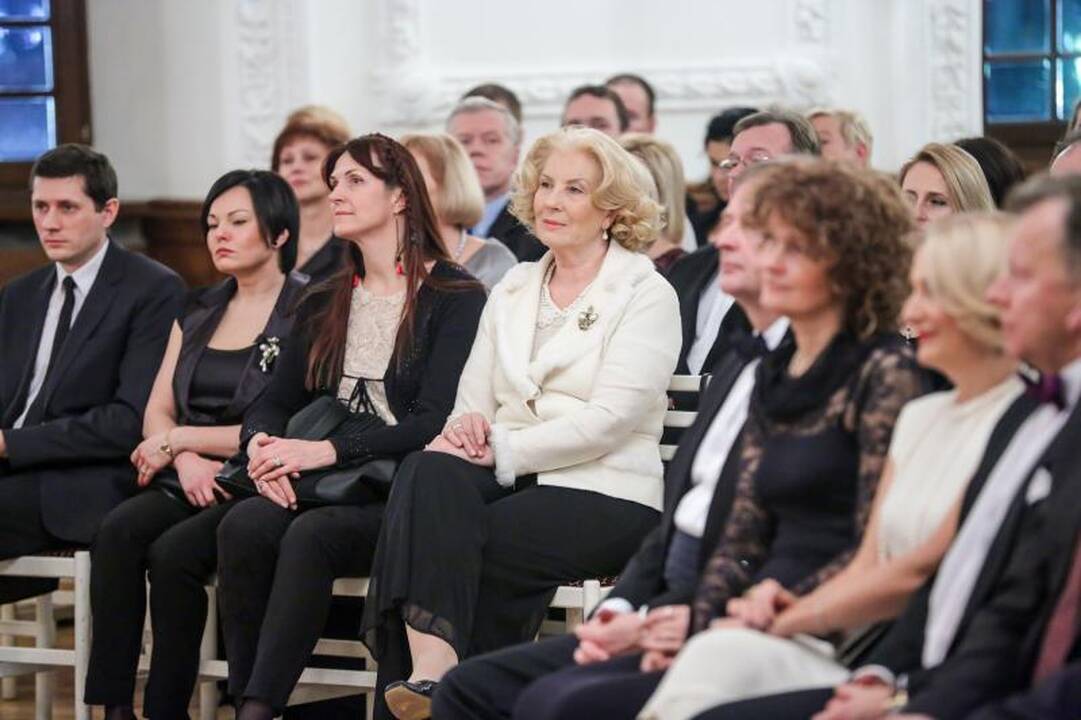 Sergantiems vaikams paaukota 100 tūkst. litų 
