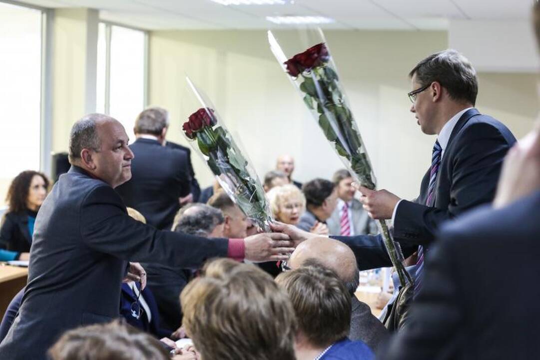 Įkūrę „Girstutį“ valdysiančią įstaigą, politikai šoko į vandenį