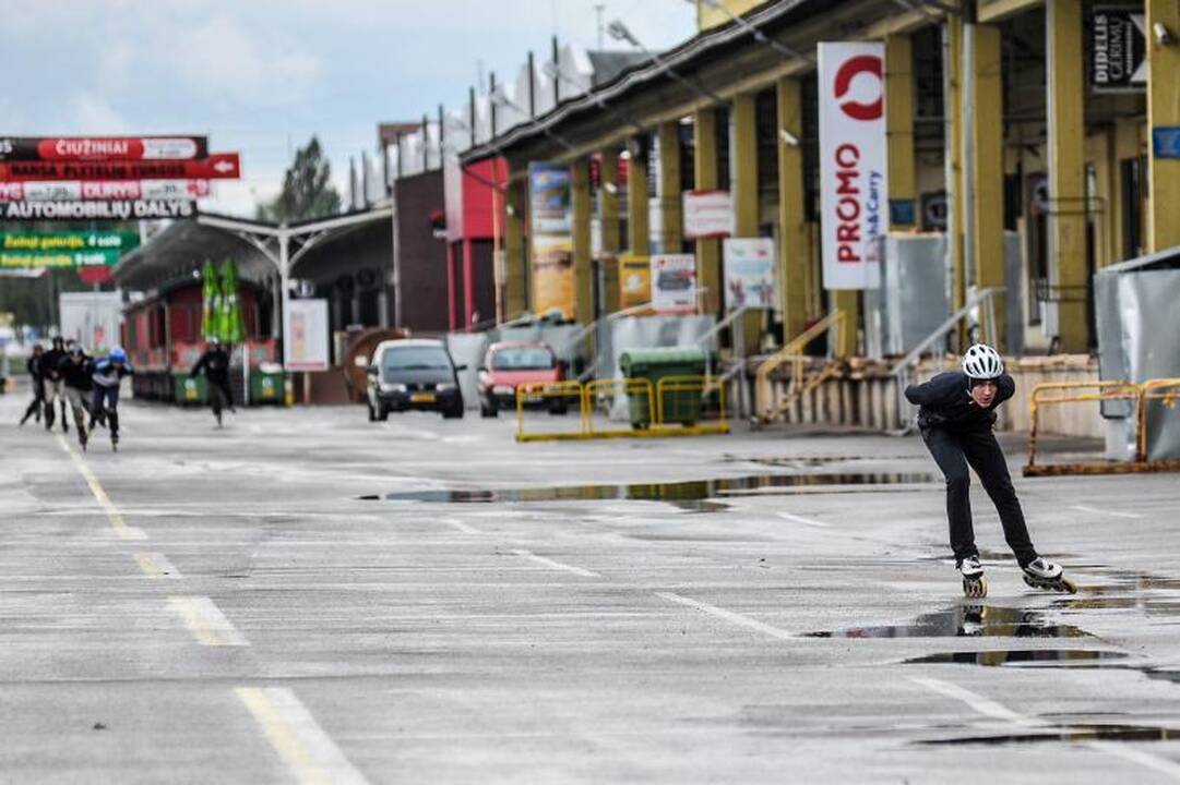 Kauno riedučių maratoną sugadino prastas oras
