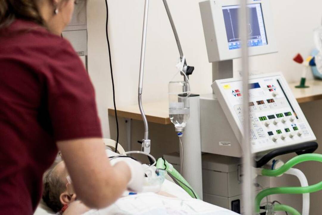 Žaibiškai kirtusi infekcija atsitraukia: septynmečio būklė gerėja