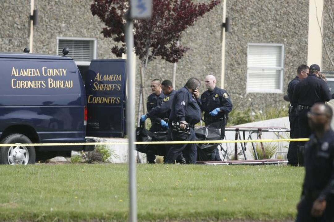 Kalifornijoje siautėjęs žudikas niršo dėl pašalinimo iš koledžo