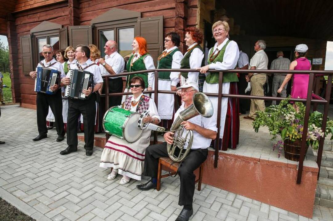Kauno rajone atidarytas tradicinių amatų centras