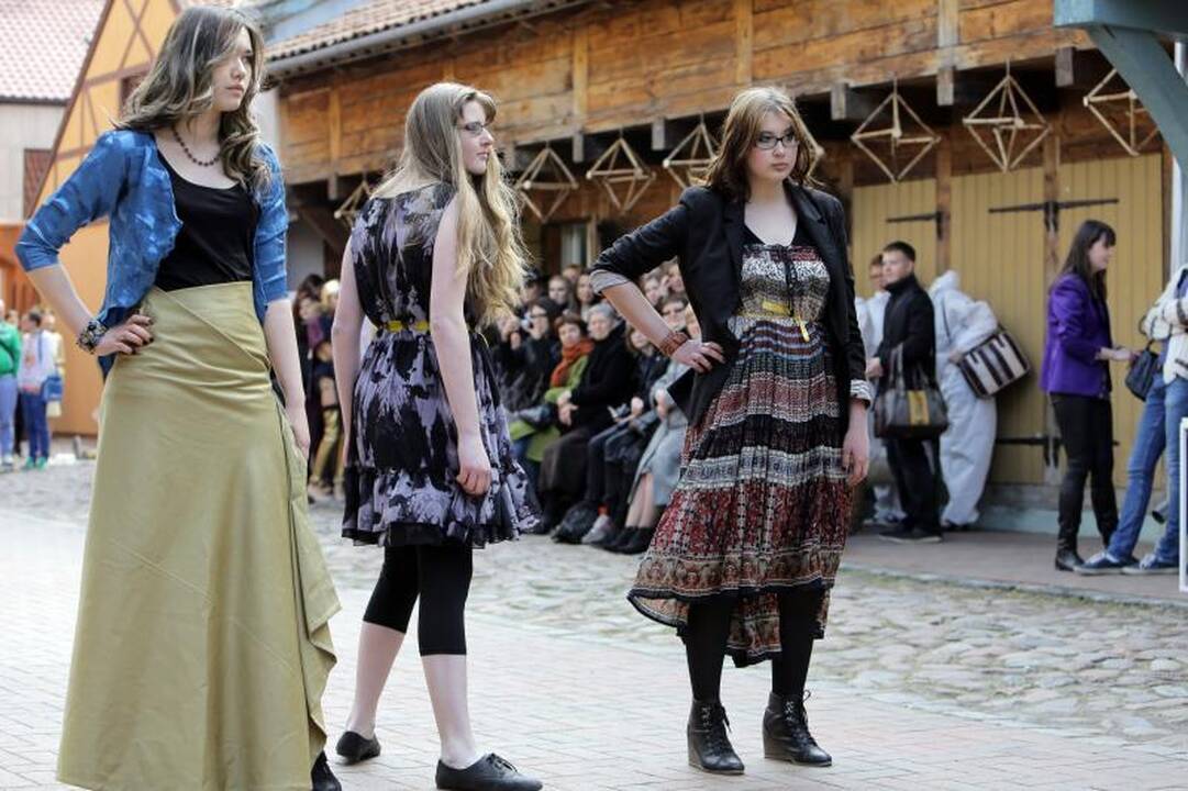 Lietuvos aštuoniolikmečiai toliau šluoja varžovus (komentarai)