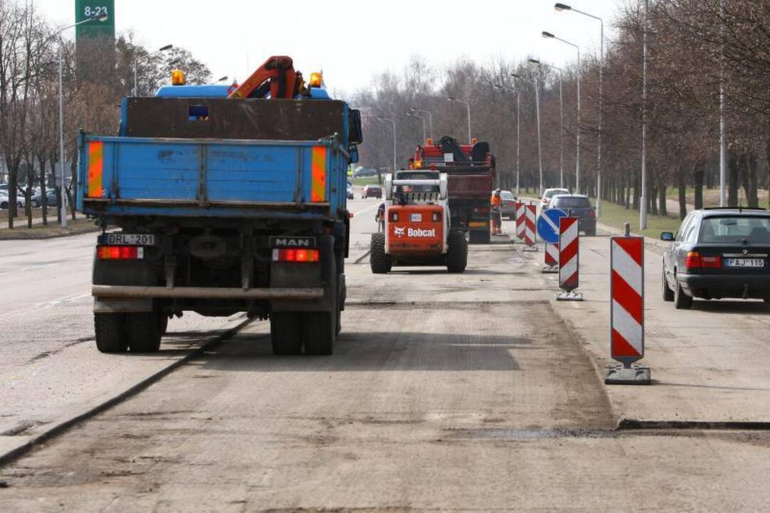 Kauno duobėms lopyti – papildomi milijonai