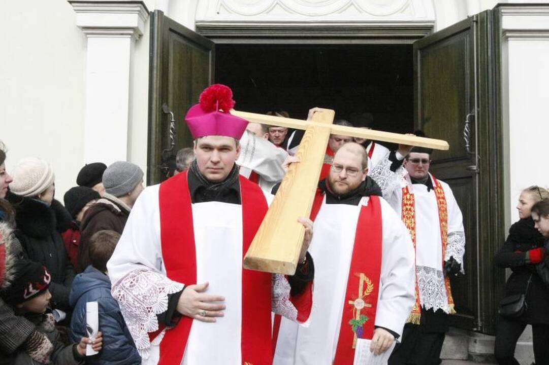 Klaipėdiečiai išsiruošė į Kryžiaus kelią