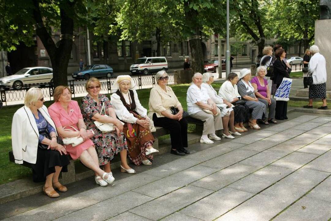 Tremties prisiminimai užgožė iškilmingas kalbas