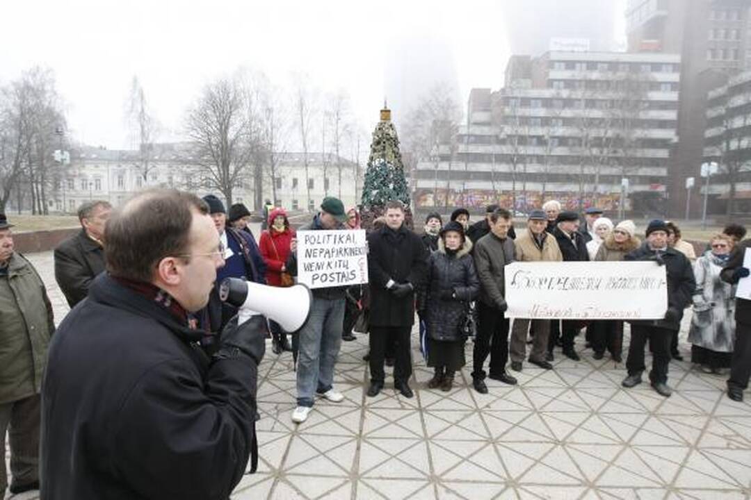 Mitingą surengusiam N.Puteikiui – tramdomieji marškiniai