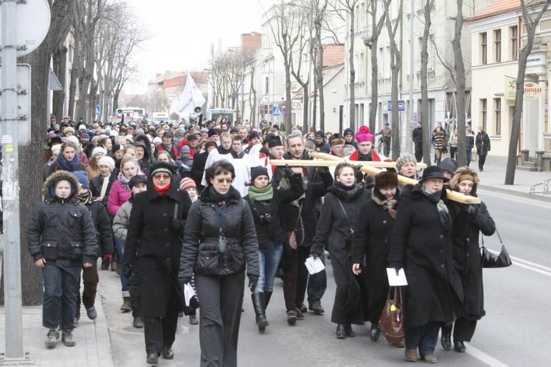 Klaipėdiečiai išsiruošė į Kryžiaus kelią