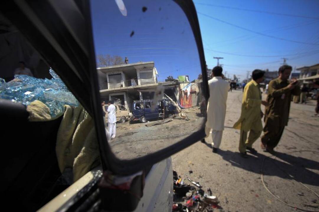 Pakistano talibams "keršijant" už O.bin Ladeno sunaikinimą žuvo 80 žmonių