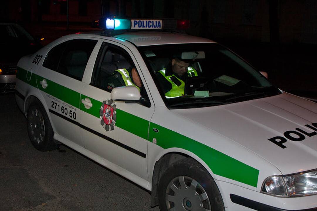 Baltarusijos diplomatas apdaužė vilniečių automobilius
