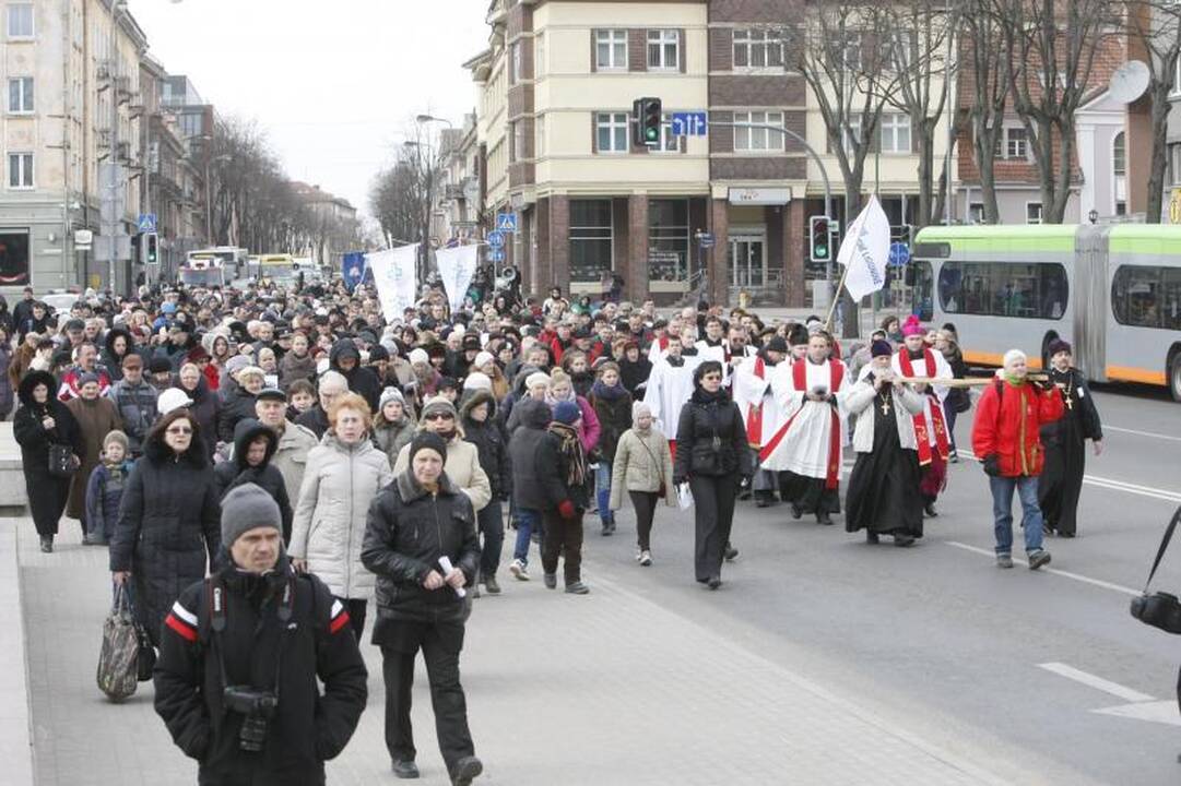 Klaipėdiečiai išsiruošė į Kryžiaus kelią