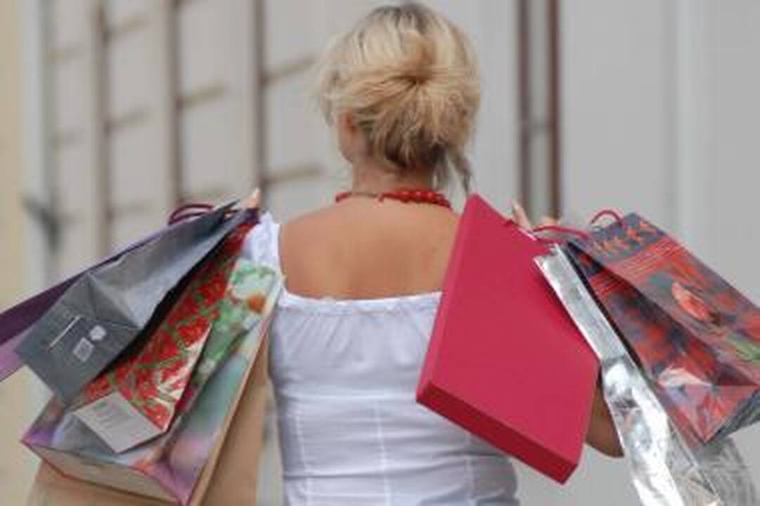 Ekonomistai: vartojimas šalyje stringa, jį paskatintų mažėjantis nedarbas 