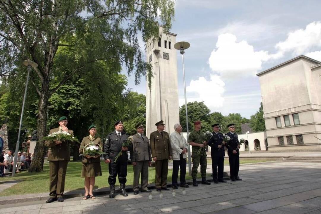 Tremties prisiminimai užgožė iškilmingas kalbas