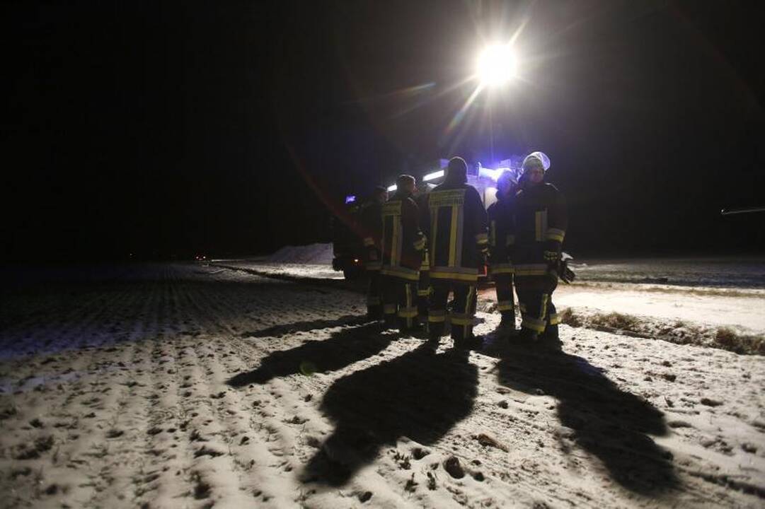 Vokietijoje susidūrė du lėktuvai, žuvo 8 žmonės, iš jų - 4 vaikai