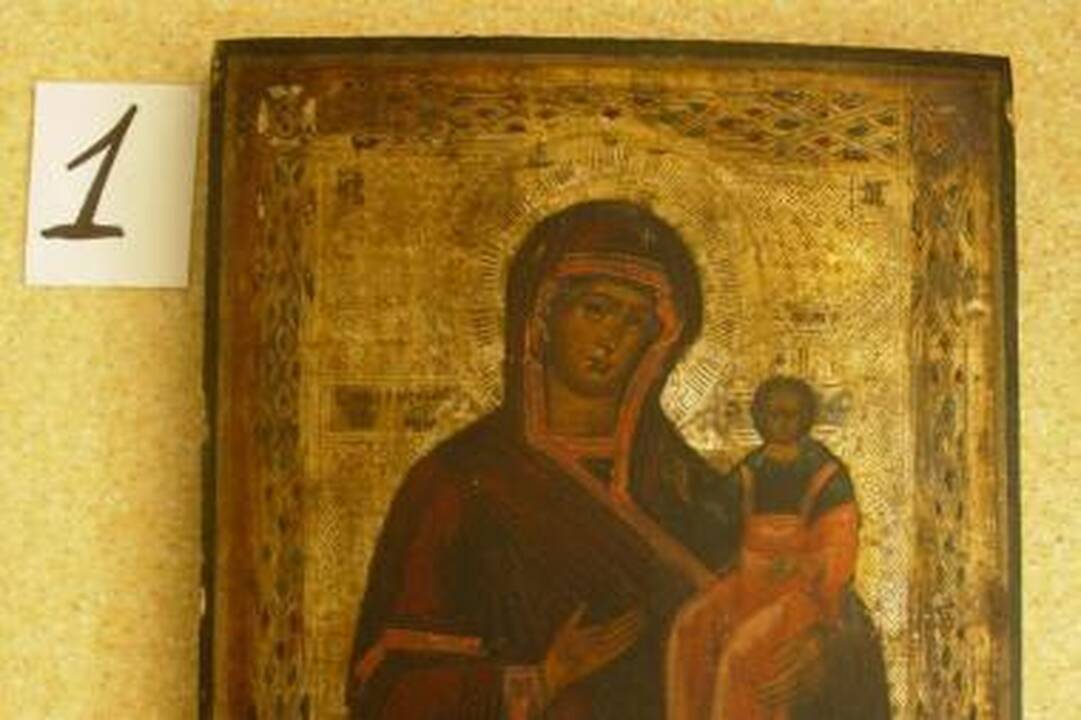 Medininkuose sulaikyta senovinių ikonų kontrabanda