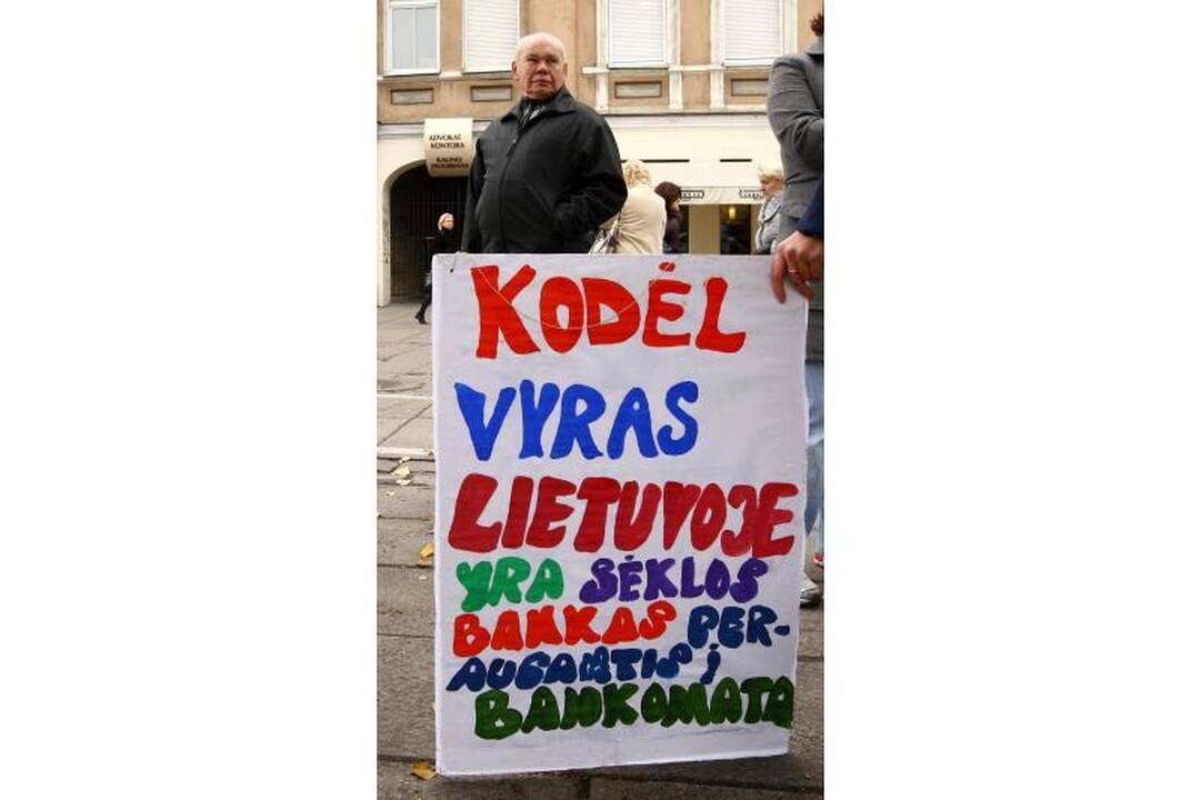 Vaikų dalybomis nepatenkinti tėvai išėjo į gatvę