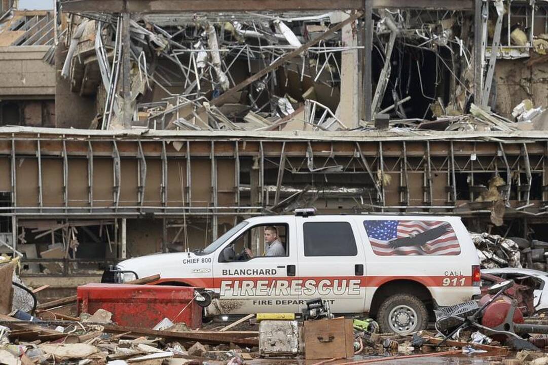 Patvirtintų tornado Oklahomoje aukų skaičius tėra 24 (atnaujinta)