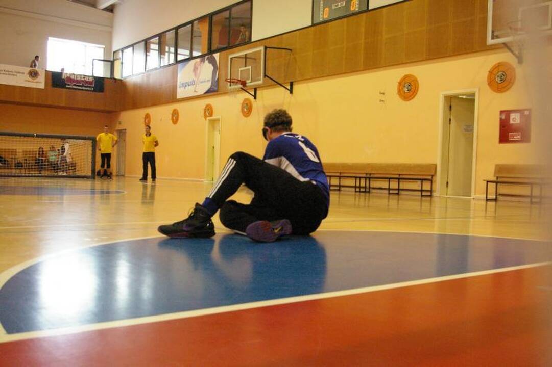 Prasideda aklųjų riedulio turnyras
