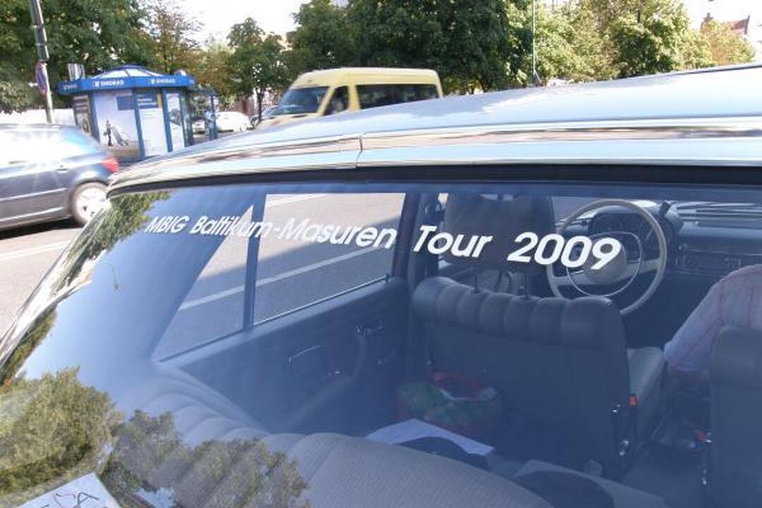 Uostamiestyje – senoviniai „Mercedes Benz“
