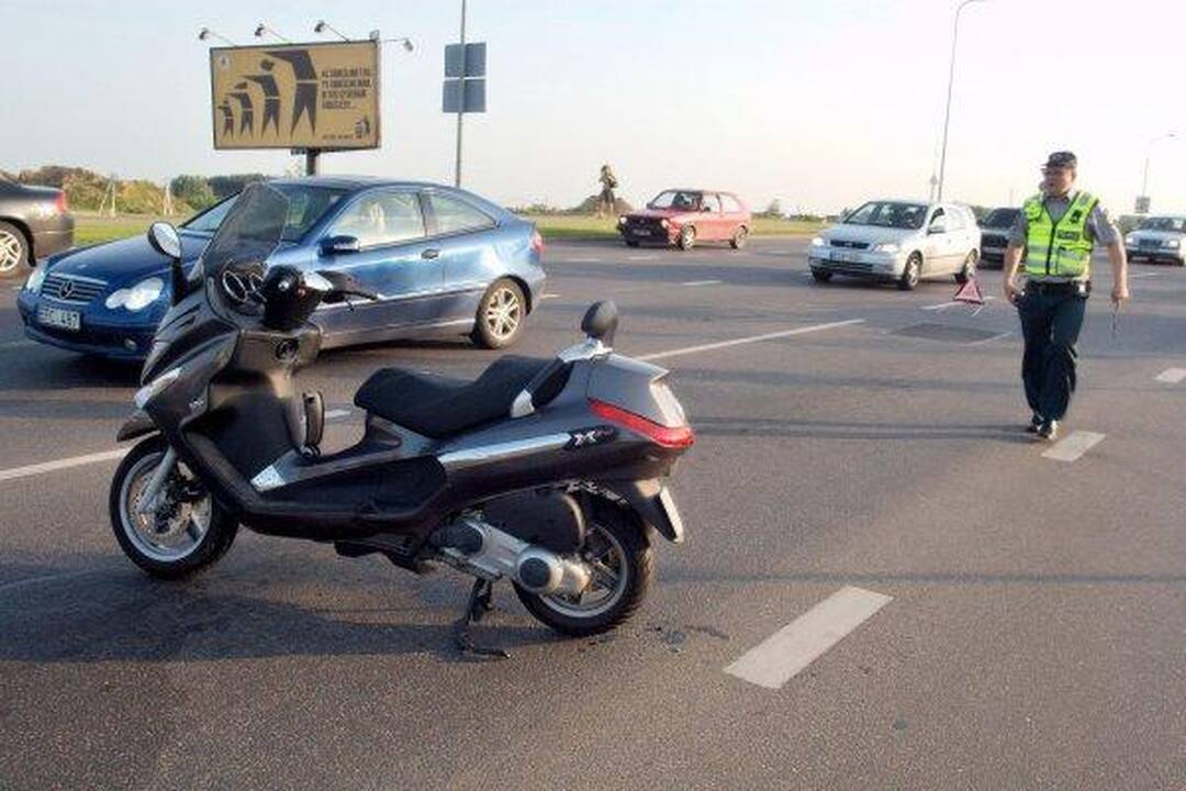 Trečiadienio vakaras Vilniuje: trys avarijos, apgadinti septyni automobiliai